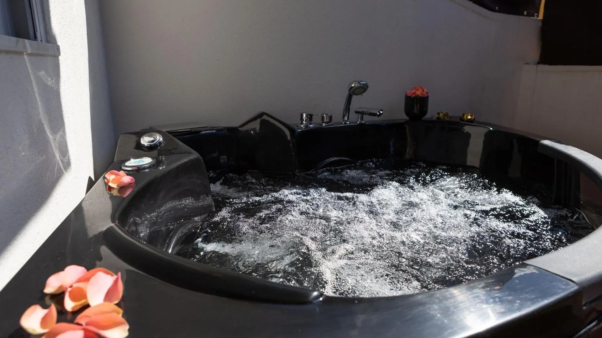 Ponte Vecchio Terrace Suite With Jacuzzi 佛罗伦萨 公寓
